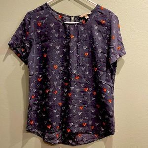 Banana Republic blouse size small heart patterned shirt size small shirt sleeved